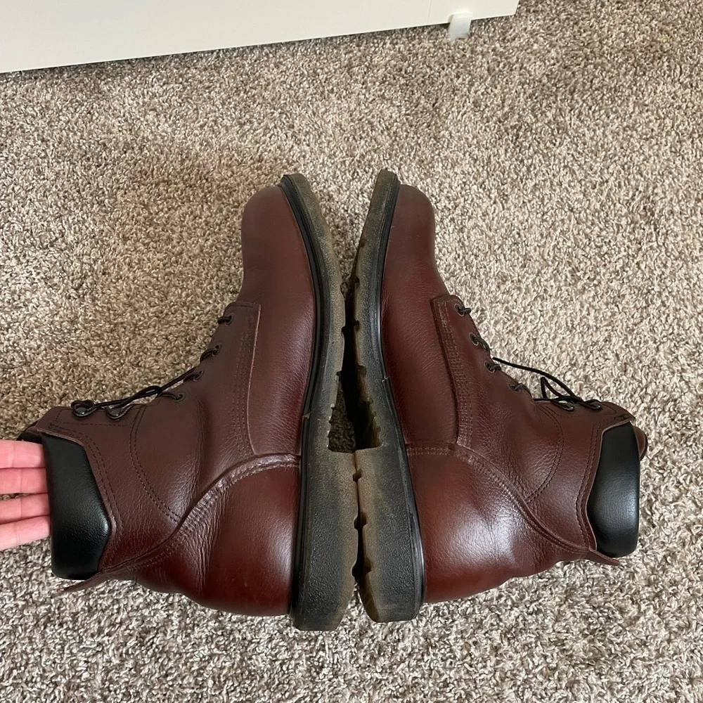 Red wing shoes work boots size 14 narrow brown boots style 696